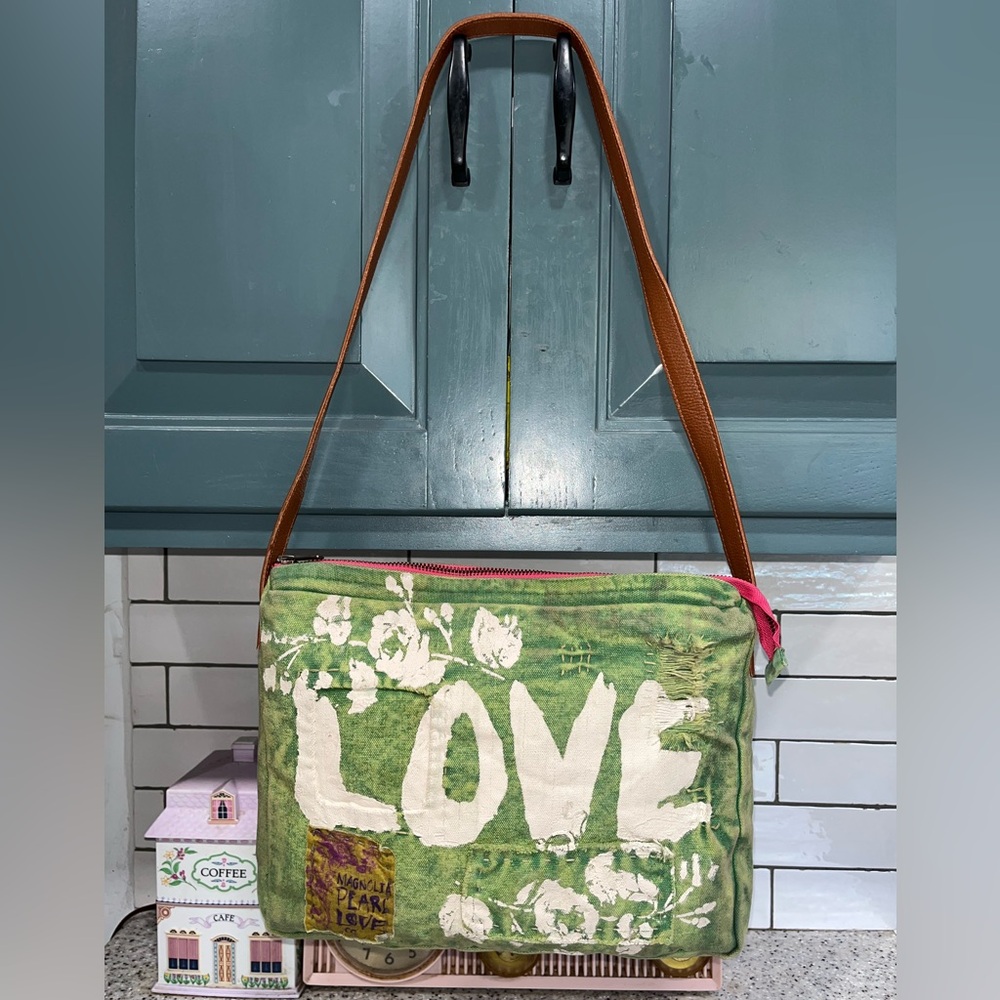 Magnolia Pearl ‘Love Amor’ Zipper Purse Bag